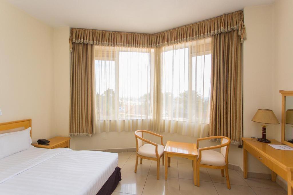 Civitas Hotel Κιγκάλι Εξωτερικό φωτογραφία
