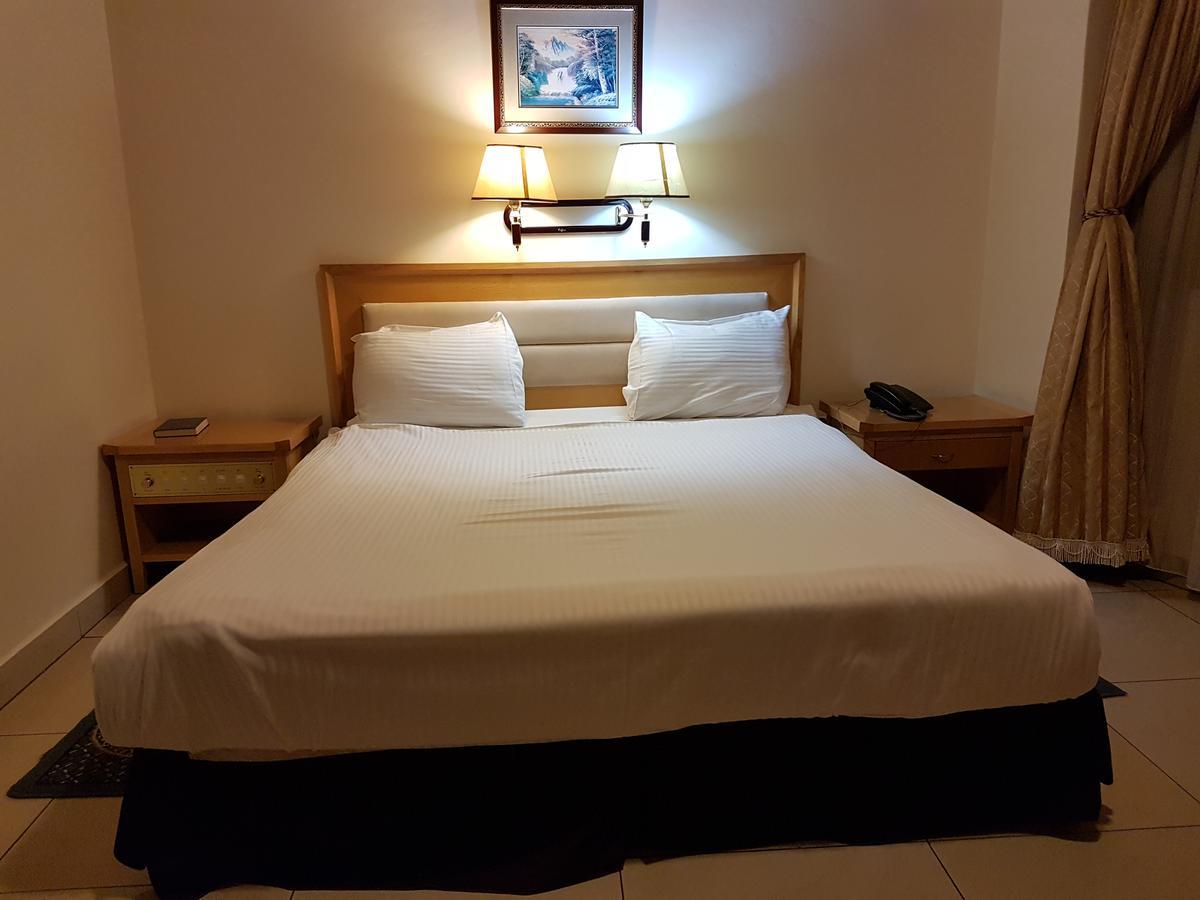 Civitas Hotel Κιγκάλι Εξωτερικό φωτογραφία