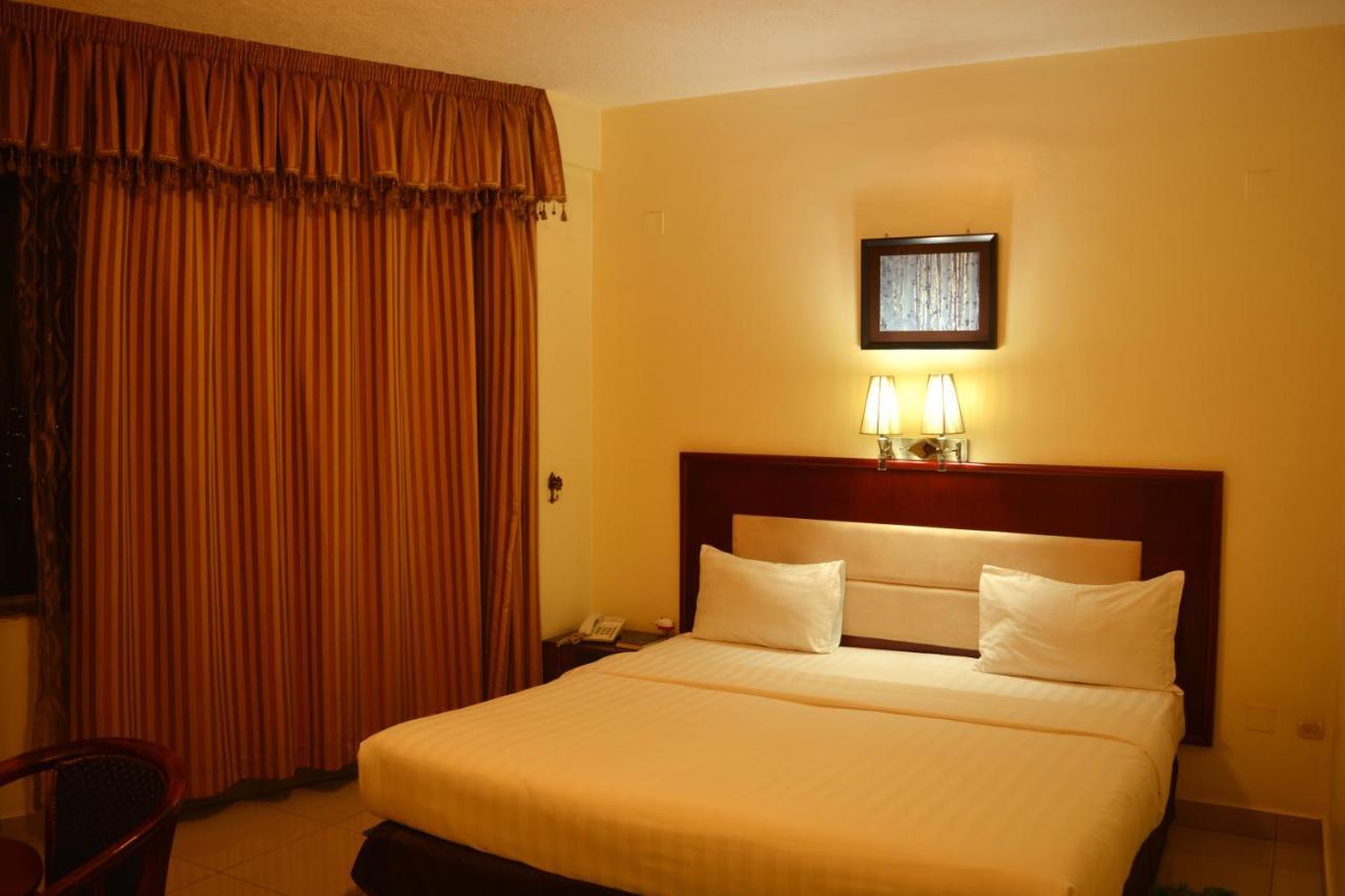 Civitas Hotel Κιγκάλι Εξωτερικό φωτογραφία